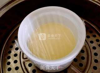 快手早餐---【牛奶蒸蛋】的做法步骤:3