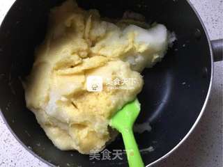广式巧克力凤梨月饼的做法步骤:7