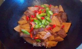 冬笋烧土鸭的做法步骤：9