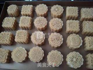 各种陷料的广式月饼的做法步骤:18