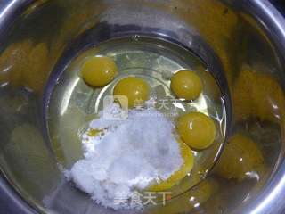 抹茶奶茶海绵蛋糕的做法步骤:3