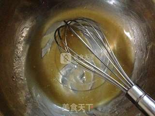 豆沙蛋黄广月的做法步骤:2