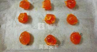 蛋黄莲蓉月饼的做法步骤:11