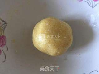 蛋黄椰丝球的做法步骤:6