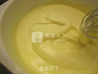 全蛋纸杯海绵蛋糕的做法步骤:6