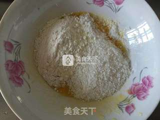 蛋黄椰丝球的做法步骤:5