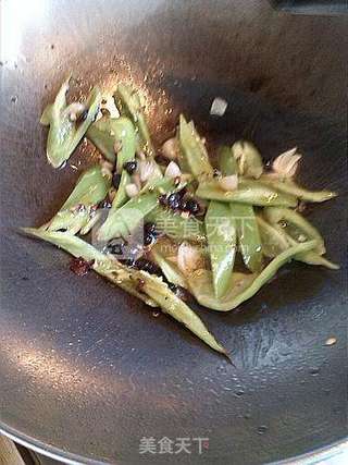 豆豉炒豌豆粉的做法步骤:4