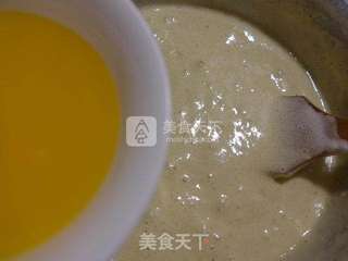 抹茶奶茶海绵蛋糕的做法步骤:7