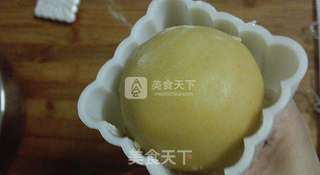 蛋黄莲蓉月饼的做法步骤:18