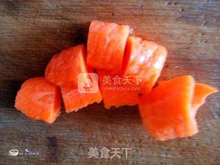 宝宝辅食巧搭配--奶香蛋黄蔬菜泥的做法步骤:2