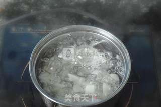 甜梨百香果汁的做法步骤:4
