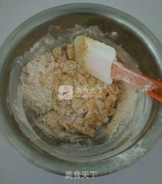 豆沙蛋黄月饼的做法步骤:2