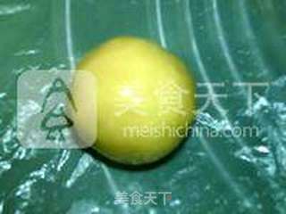 广式椰蓉月饼的做法步骤:12