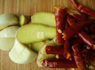 酸辣豆腐鱼的做法步骤:2