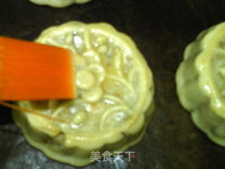 广式传统五仁月饼的做法步骤:30