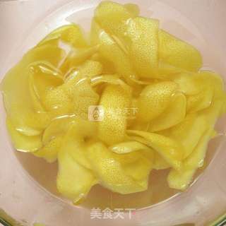 糖渍柚子皮的做法步骤：6