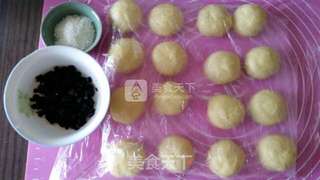 黑加仑早餐包的做法步骤:3