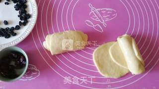 蔓越莓玫瑰花面包的做法步骤:4