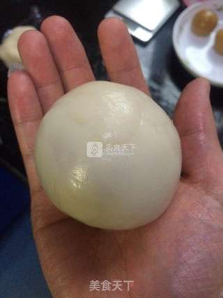 莲蓉蛋黄冰皮月饼的做法步骤:10