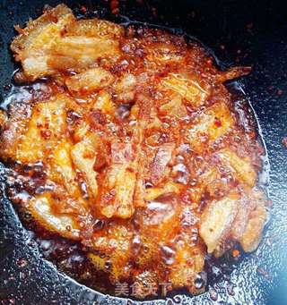 蒜苗回锅肉的做法步骤:6