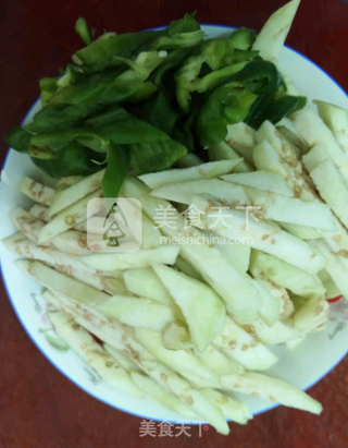 红油茄丝的做法步骤:3