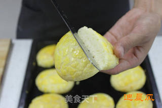菠萝肉松面包的做法步骤:12
