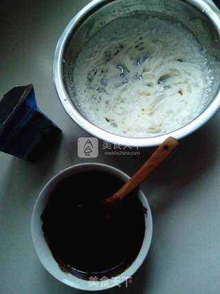 可可海绵蛋糕的做法步骤:7