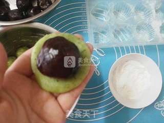 冰皮月饼的做法步骤:11
