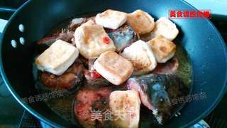 草鱼焖豆腐的做法步骤:4
