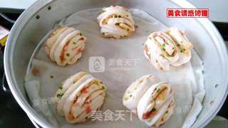 榨菜肉末花卷的做法步骤:11