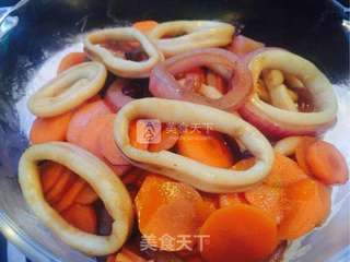 爆炒鱿鱼圈的做法步骤:10