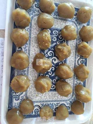广式蛋黄莲蓉月饼的做法步骤:3