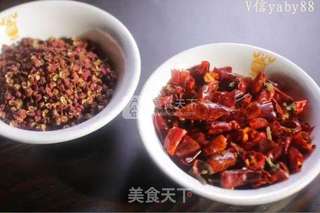 煌金香辣大闸蟹的做法步骤:2