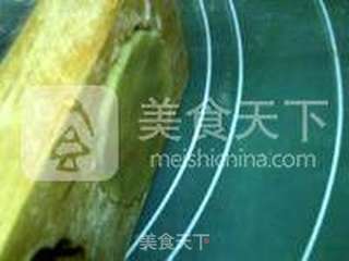 广式椰心莲蓉月饼的做法步骤:16