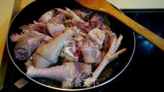 焖炖鸡肉豆腐干的做法步骤:4