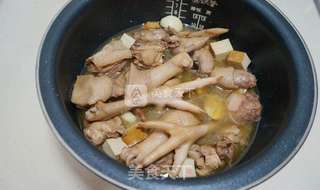焖炖鸡肉豆腐干的做法步骤:7
