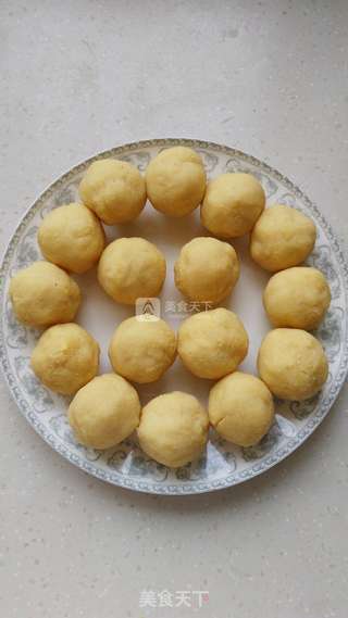 乳酪绿豆蓉月饼的做法步骤:5