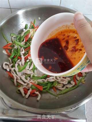 双椒肉丝的做法步骤:11