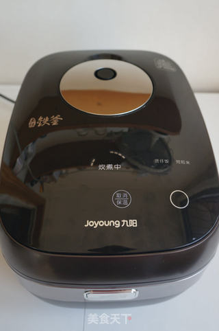 腊肠煲仔饭的做法步骤:8