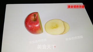 苹果巧变天鹅的做法步骤:2