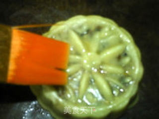广式冬蓉五仁月饼的做法步骤:22