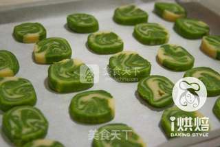 抹茶大理石饼干(抹茶控必备)的做法步骤:7