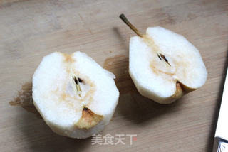 小龙船干红入菜之——红酒雪梨的做法步骤:3