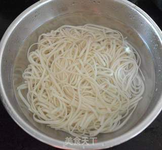 鲜虾番茄挂面的做法步骤:4