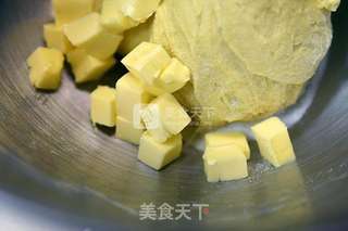 德普烤箱食谱—金牛角面包的做法步骤:5
