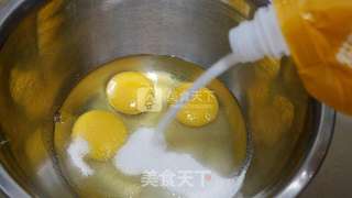 酸奶蛋糕杯的做法步骤:2