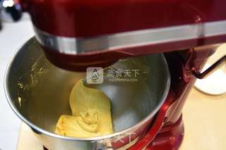 德普烤箱食谱—金牛角面包的做法步骤:4