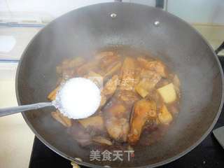 笋烧咸鱼的做法步骤:9