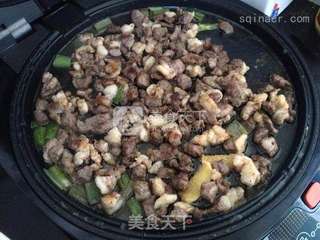 孜然羊肉串的做法步骤:7