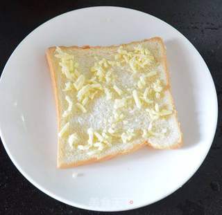 鲜虾番茄土司小披萨的做法步骤:4